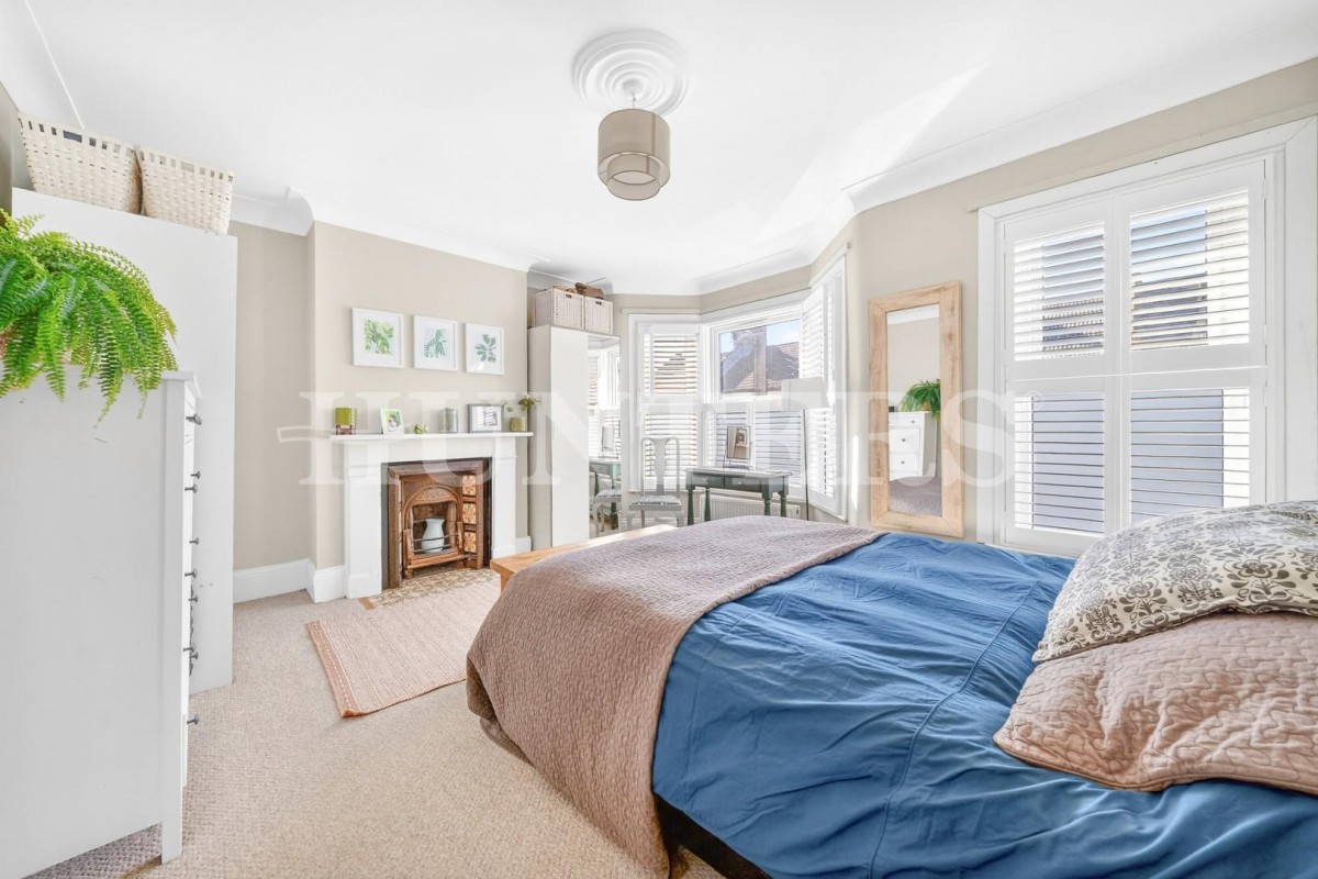 Greyhound Road, London, N17