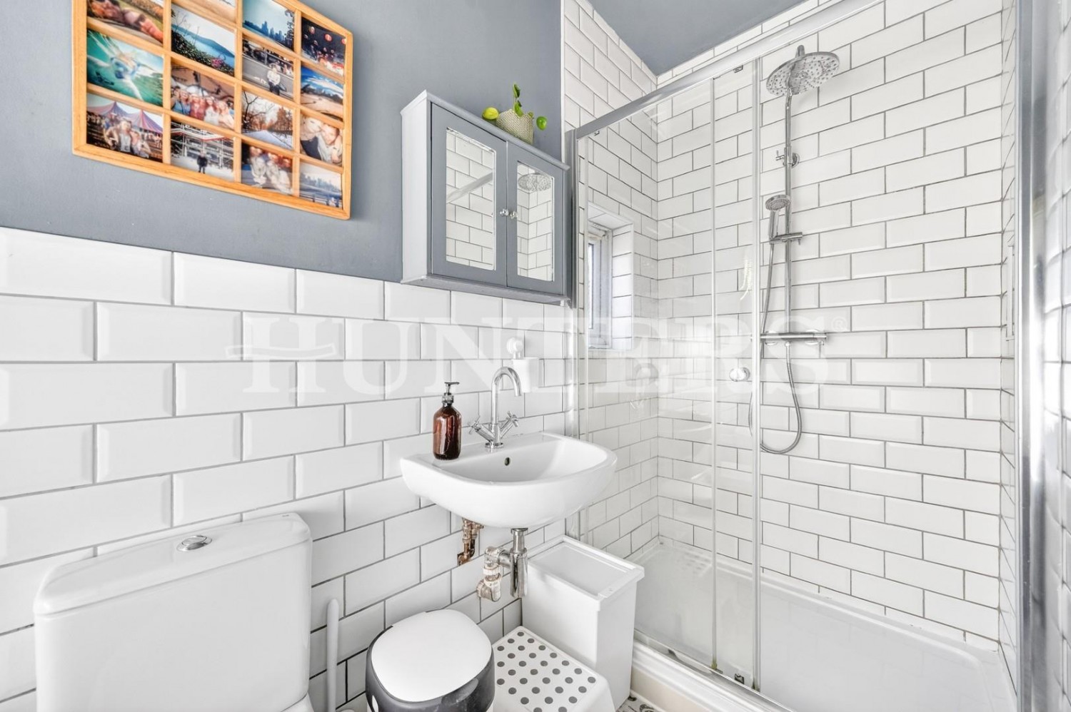 Greyhound Road, London, N17