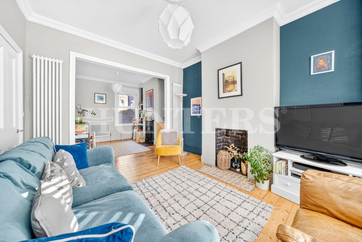 Greyhound Road, London, N17