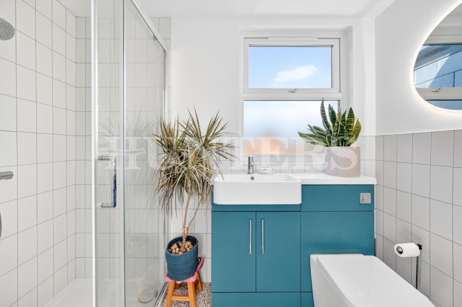 Greyhound Road, London, N17