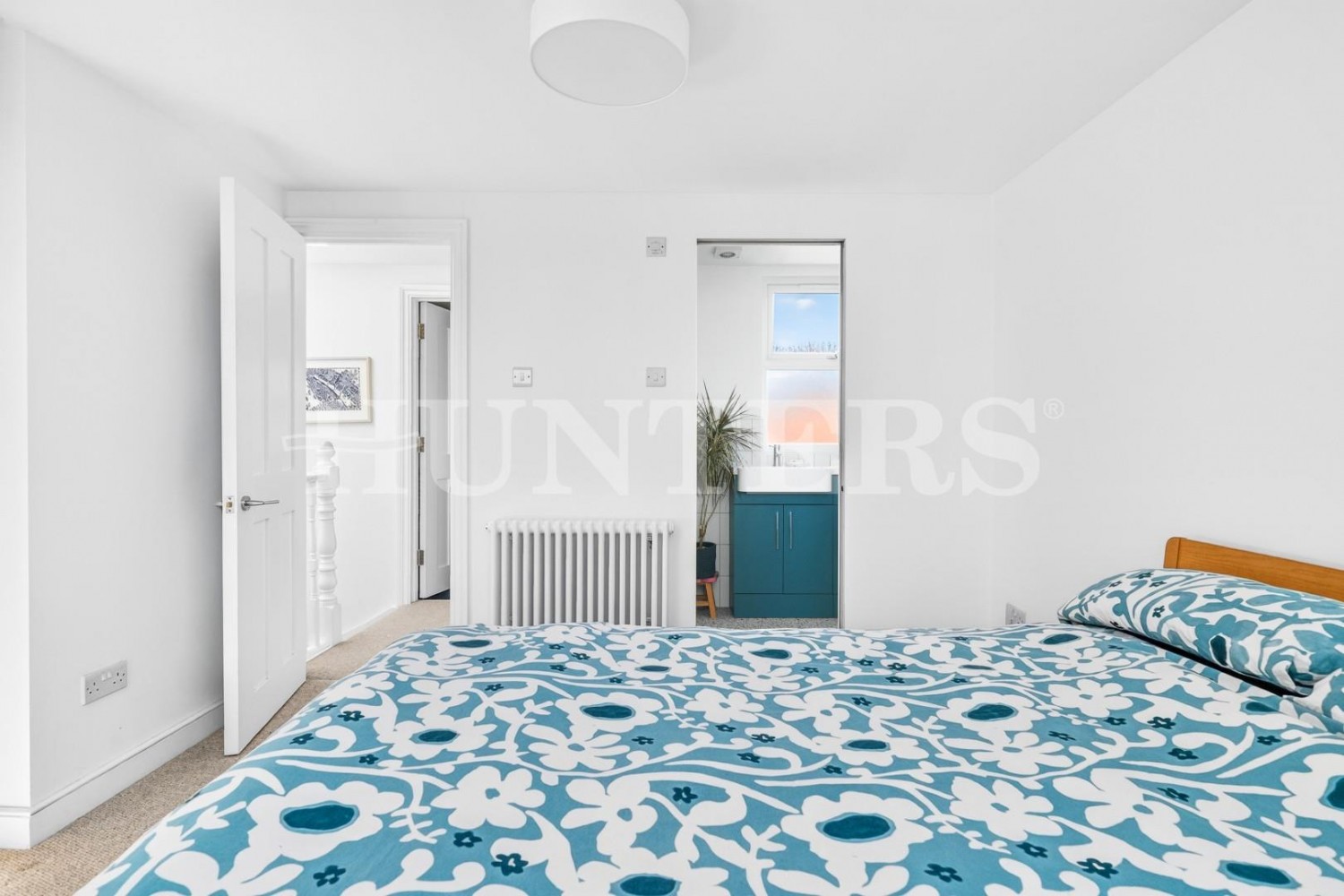 Greyhound Road, London, N17