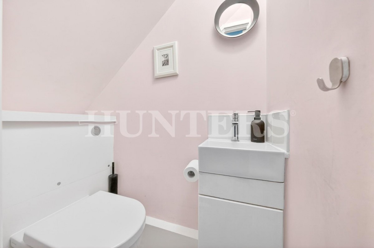 Greyhound Road, London, N17