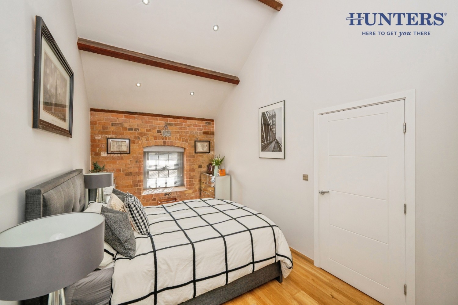 Cairns Close, Lichfield