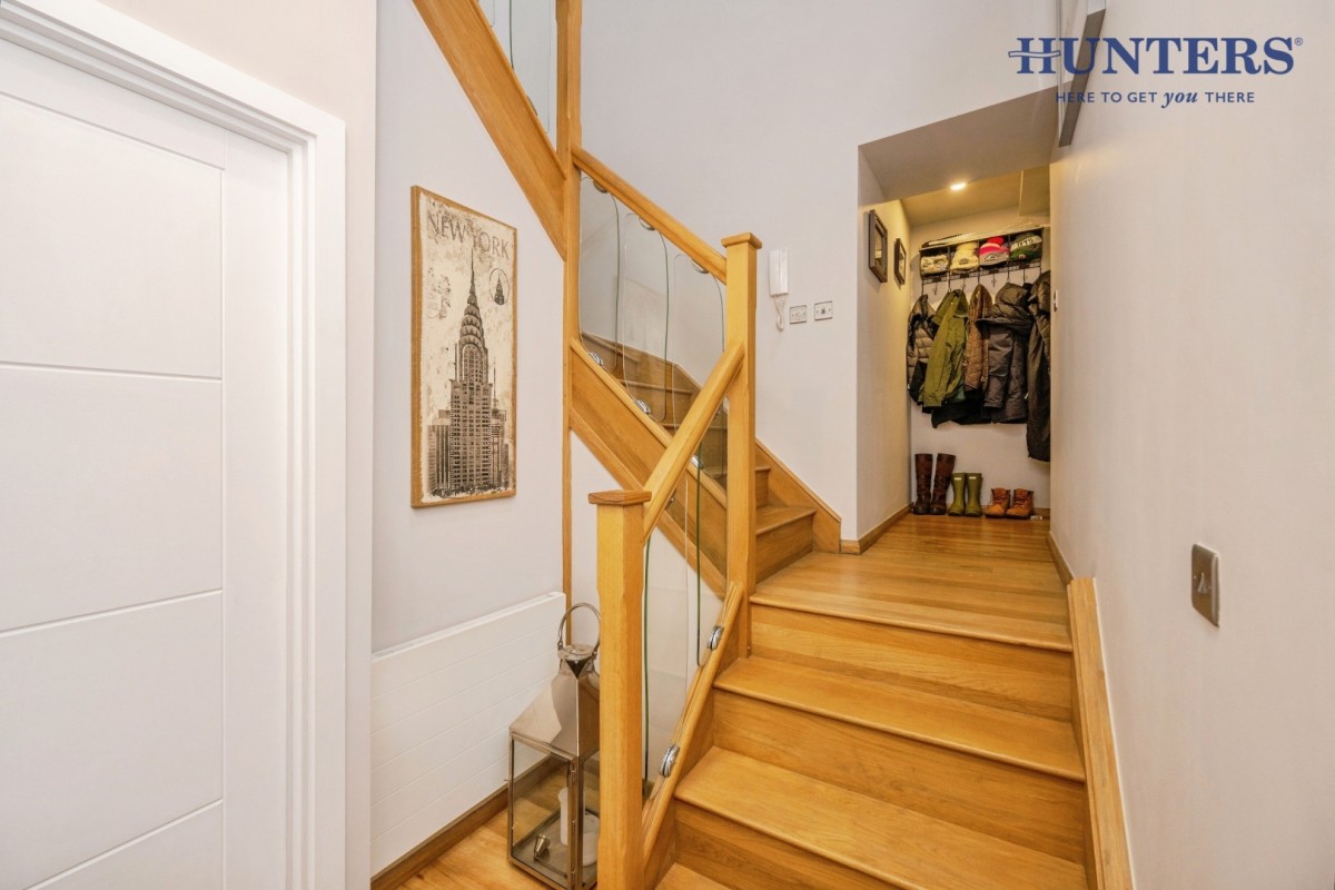 Cairns Close, Lichfield