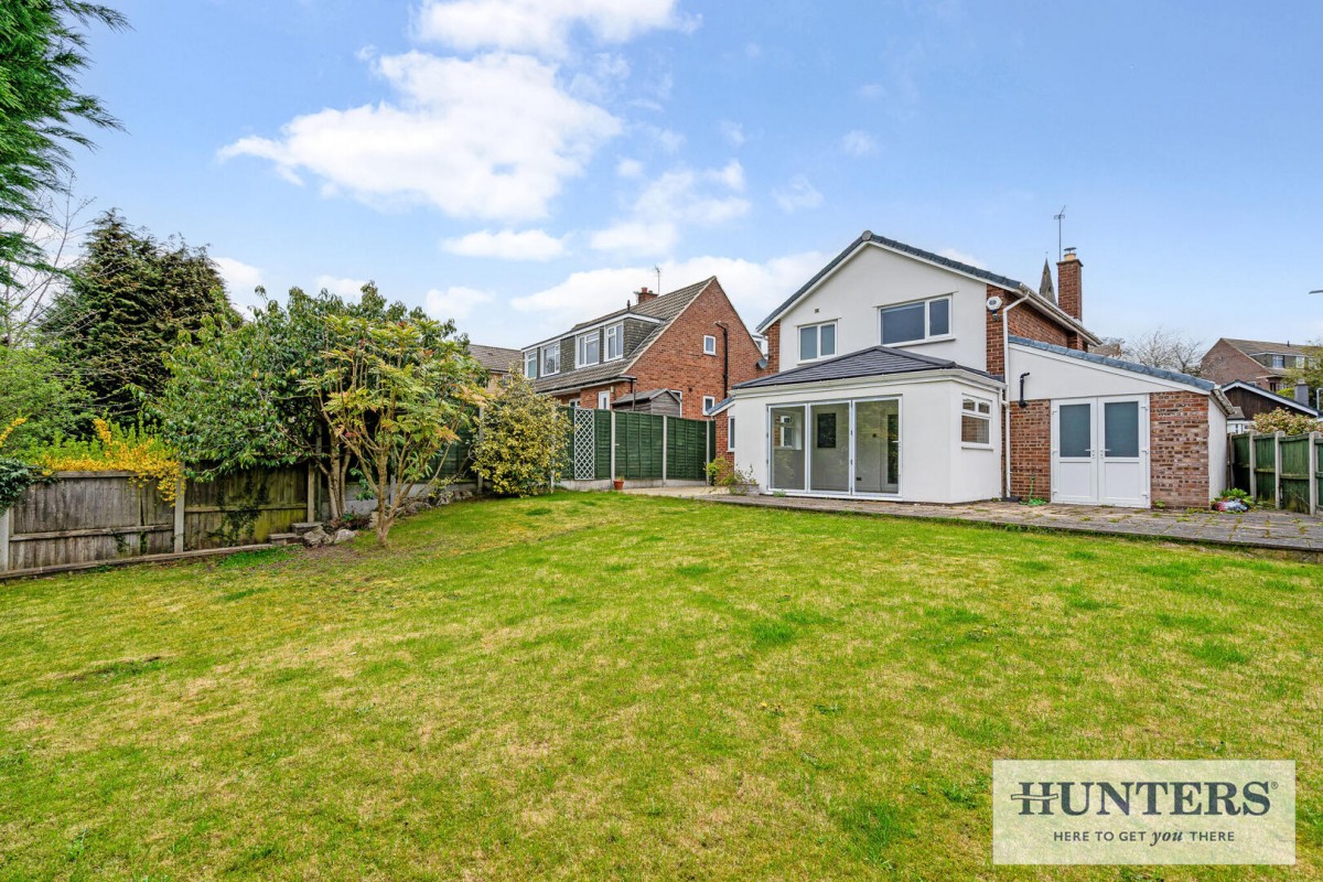 Hall Park Avenue, Horsforth, Leeds