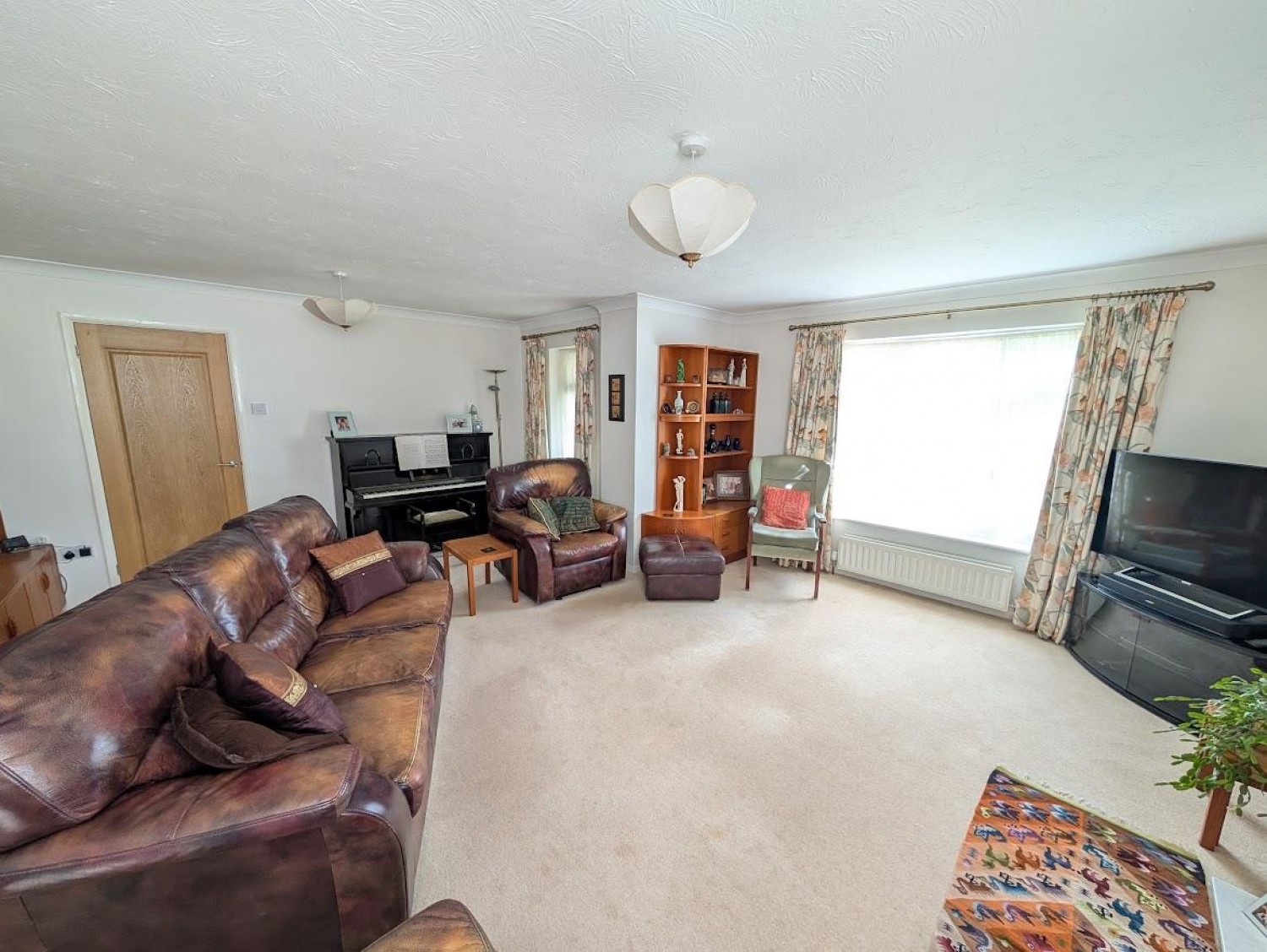 Jubilee Drive, Thornbury, Bristol