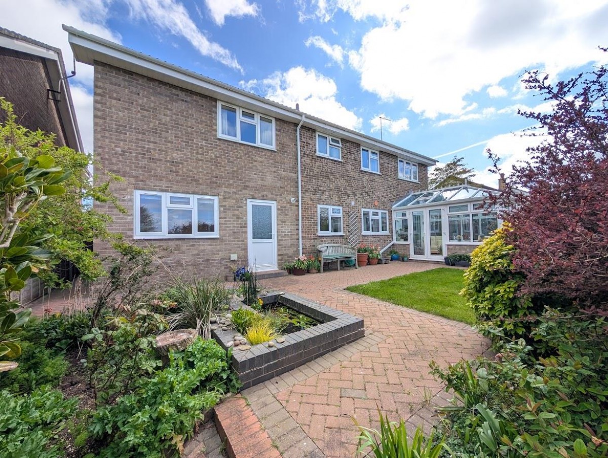 Jubilee Drive, Thornbury, Bristol