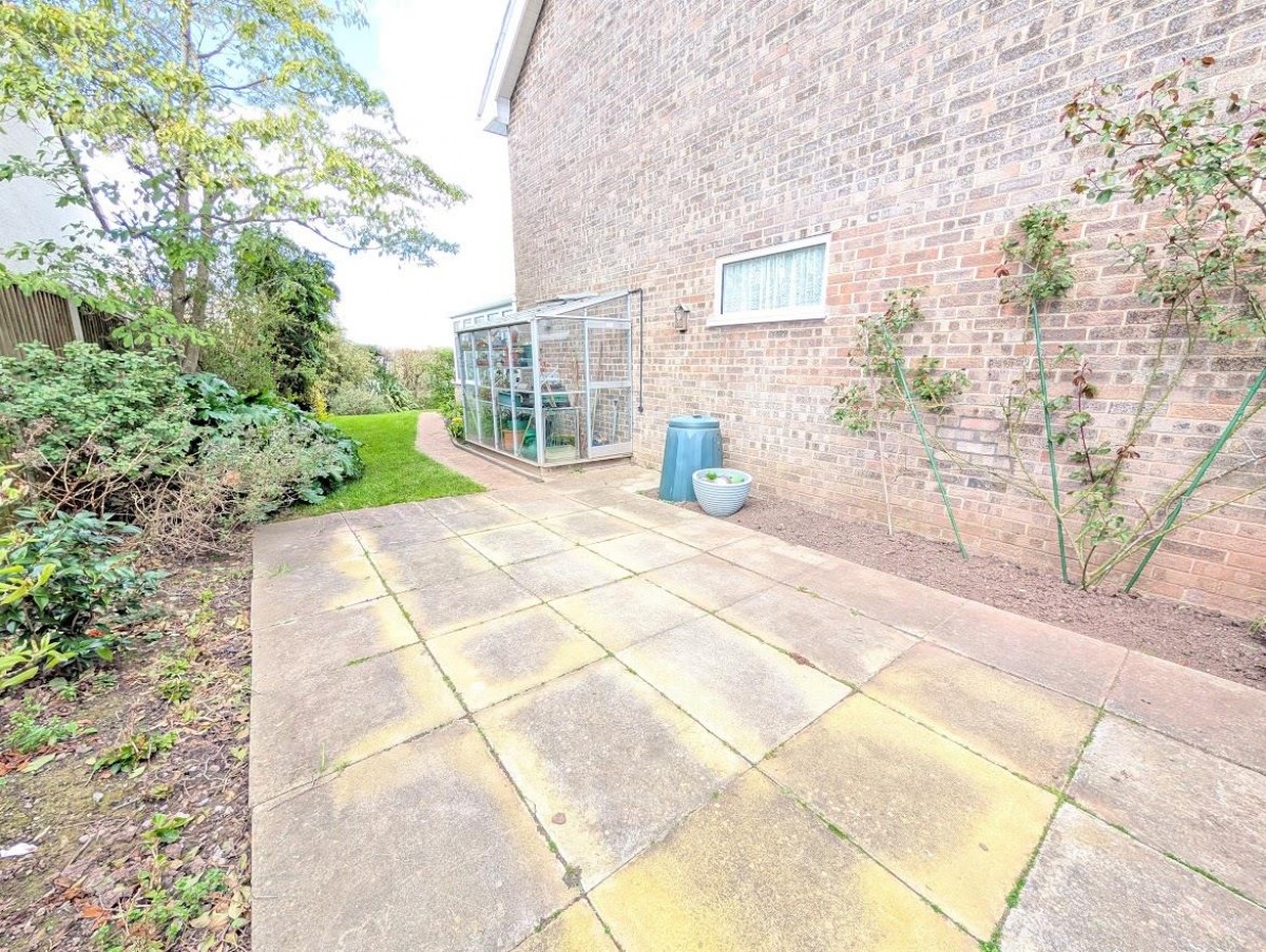 Jubilee Drive, Thornbury, Bristol