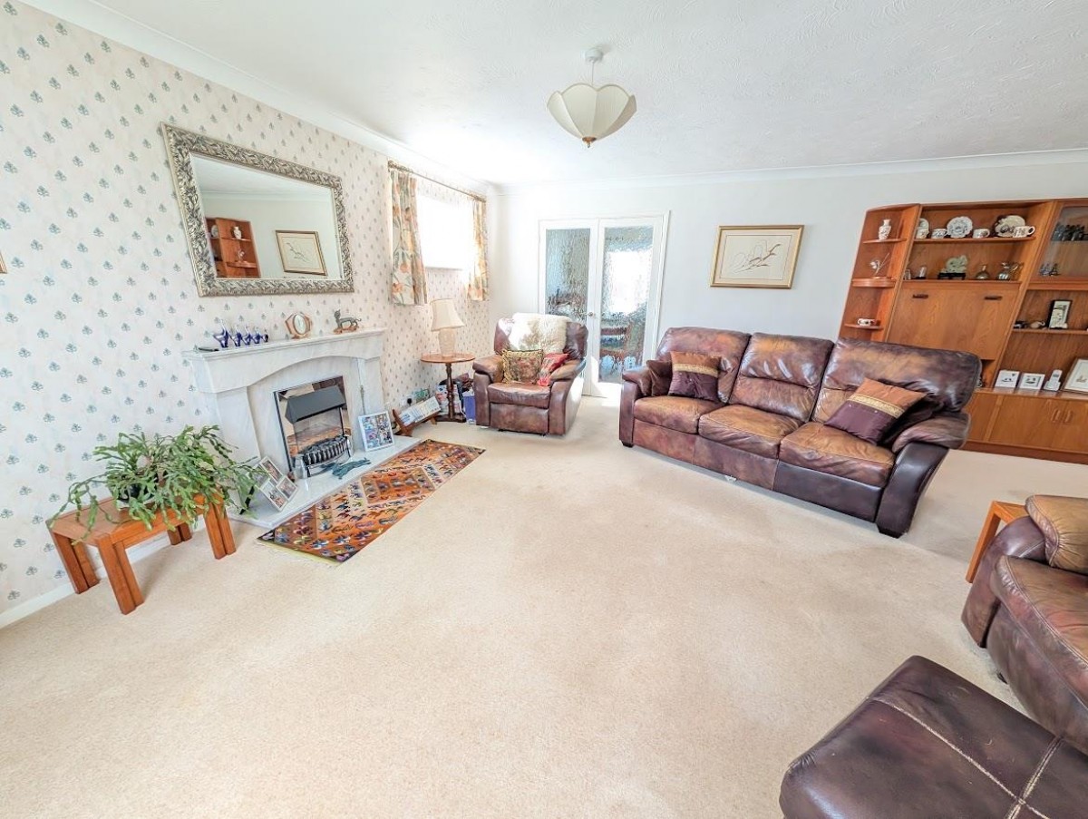 Jubilee Drive, Thornbury, Bristol