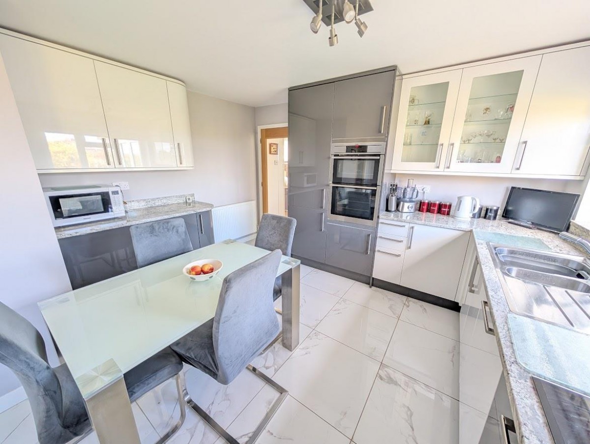 Jubilee Drive, Thornbury, Bristol