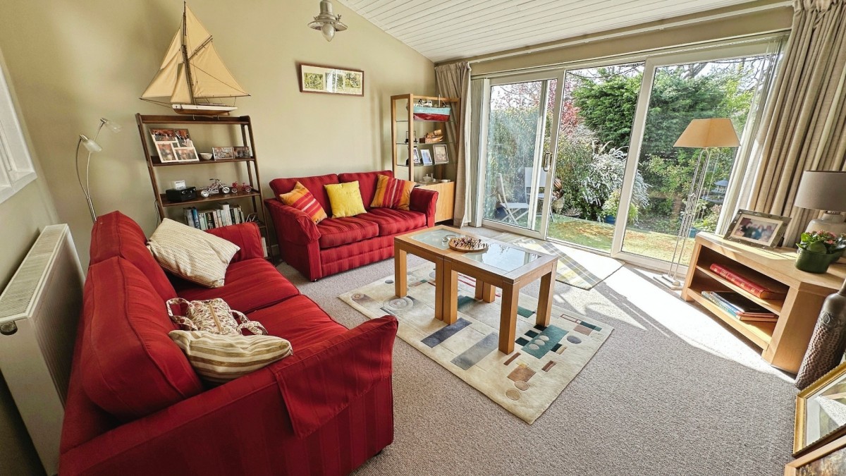 Earls Mead, Bristol, BS16