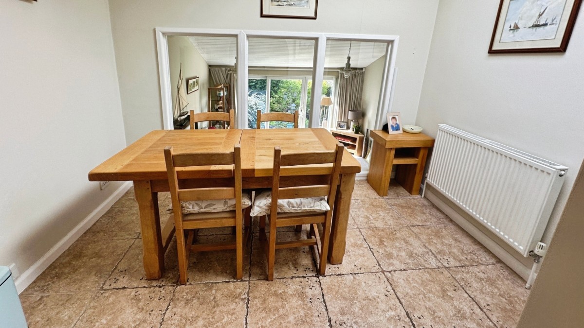 Earls Mead, Bristol, BS16