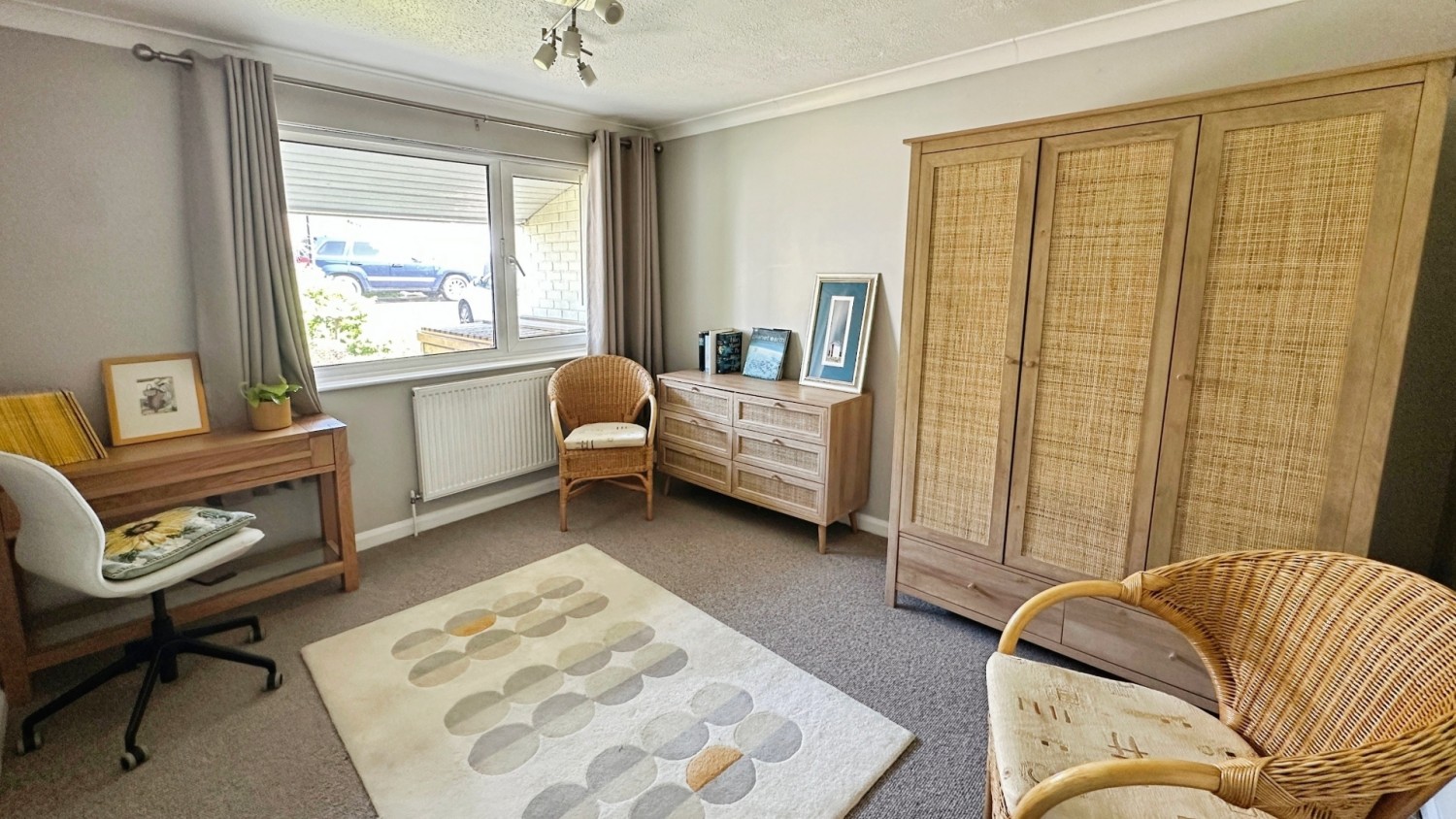 Earls Mead, Bristol, BS16