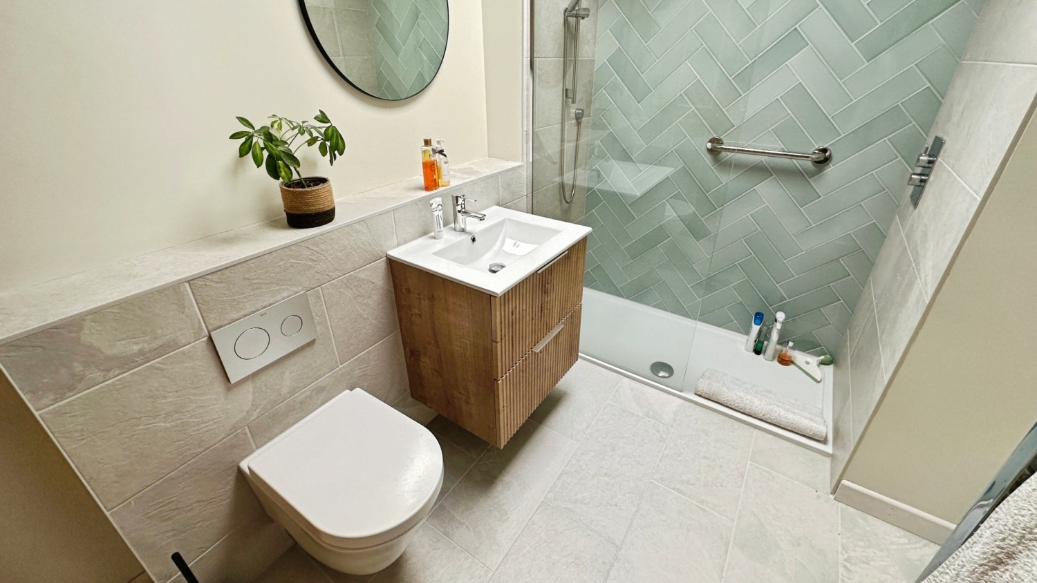 Earls Mead, Bristol, BS16