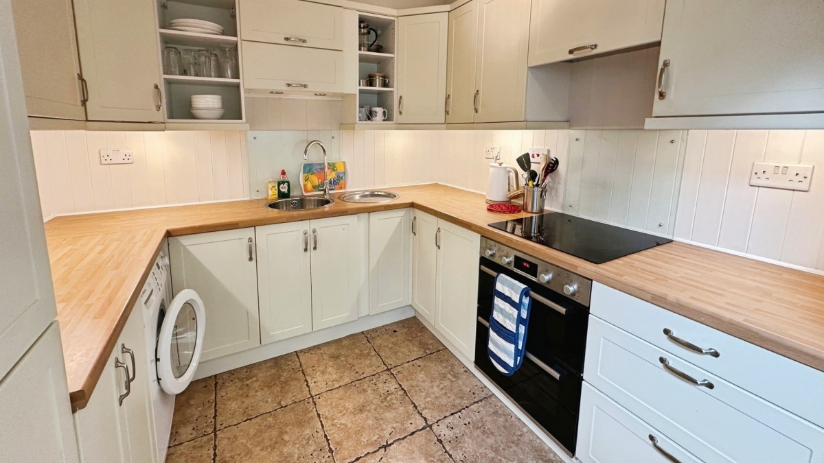 Earls Mead, Bristol, BS16