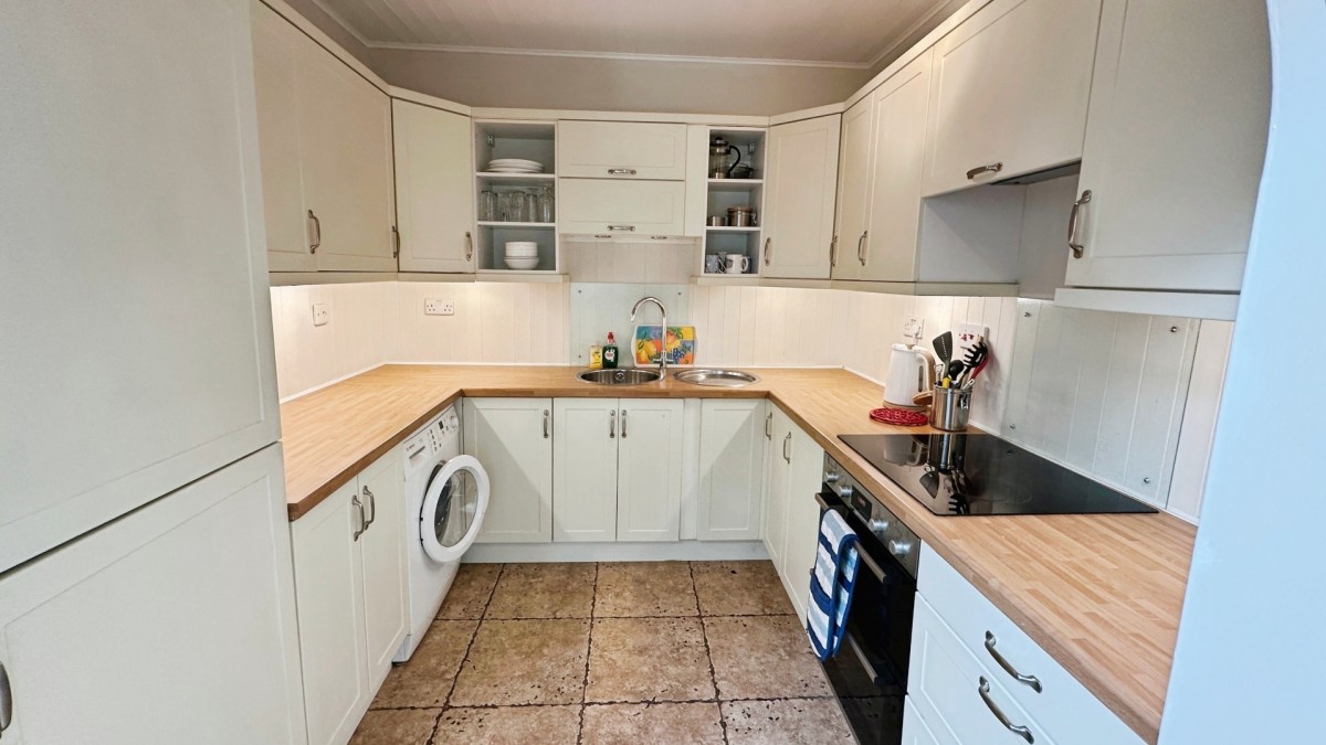 Earls Mead, Bristol, BS16