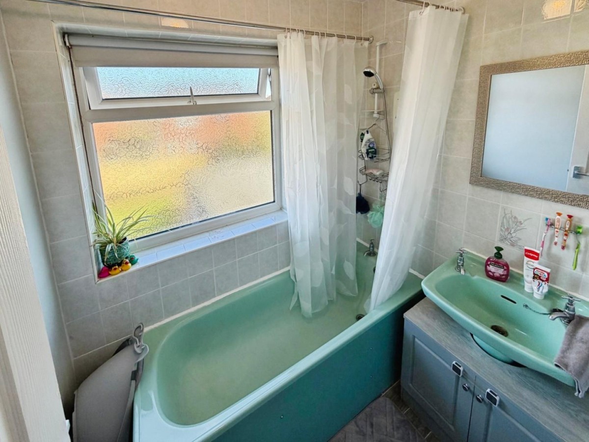 Eagle Lane, Little Sutton, Cheshire, CH66 1RZ