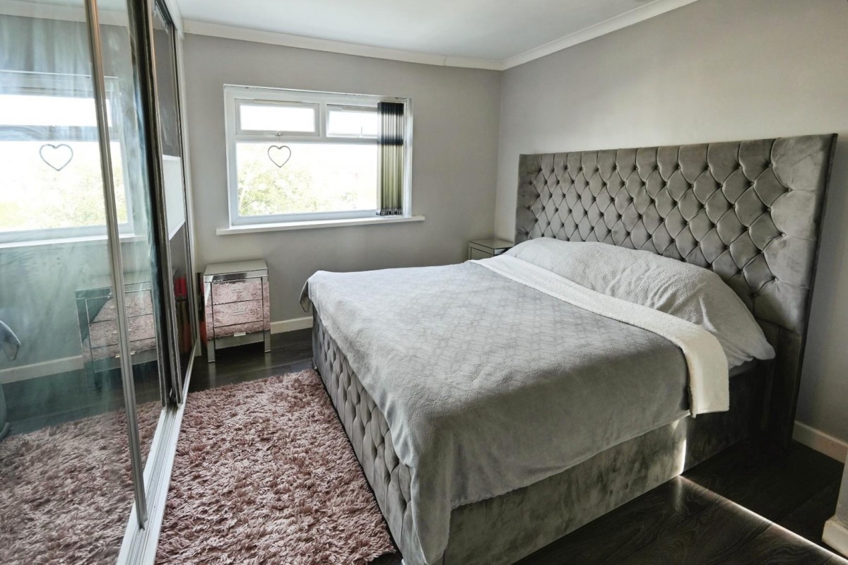 Tarvin Road, Cheadle