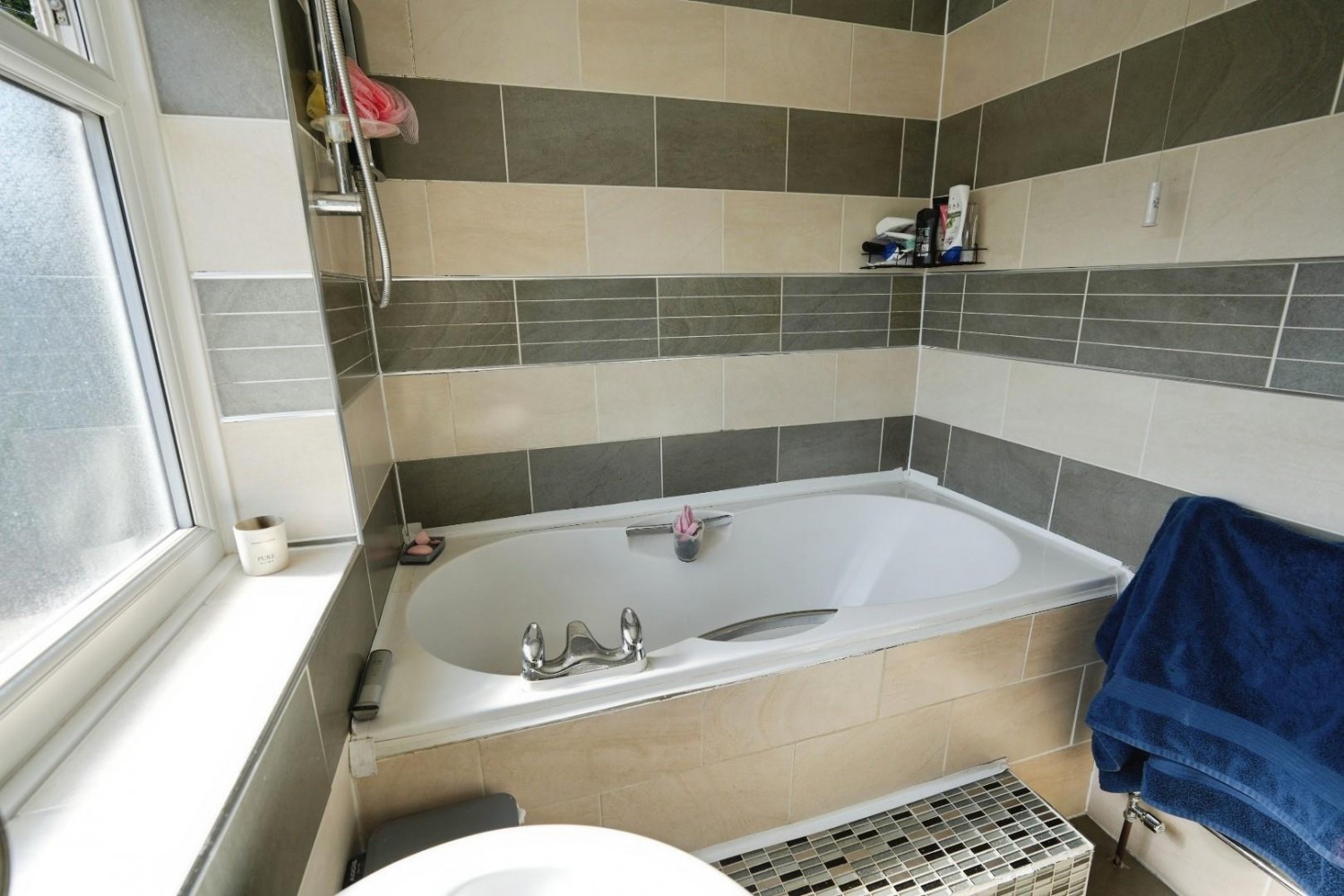 Tarvin Road, Cheadle