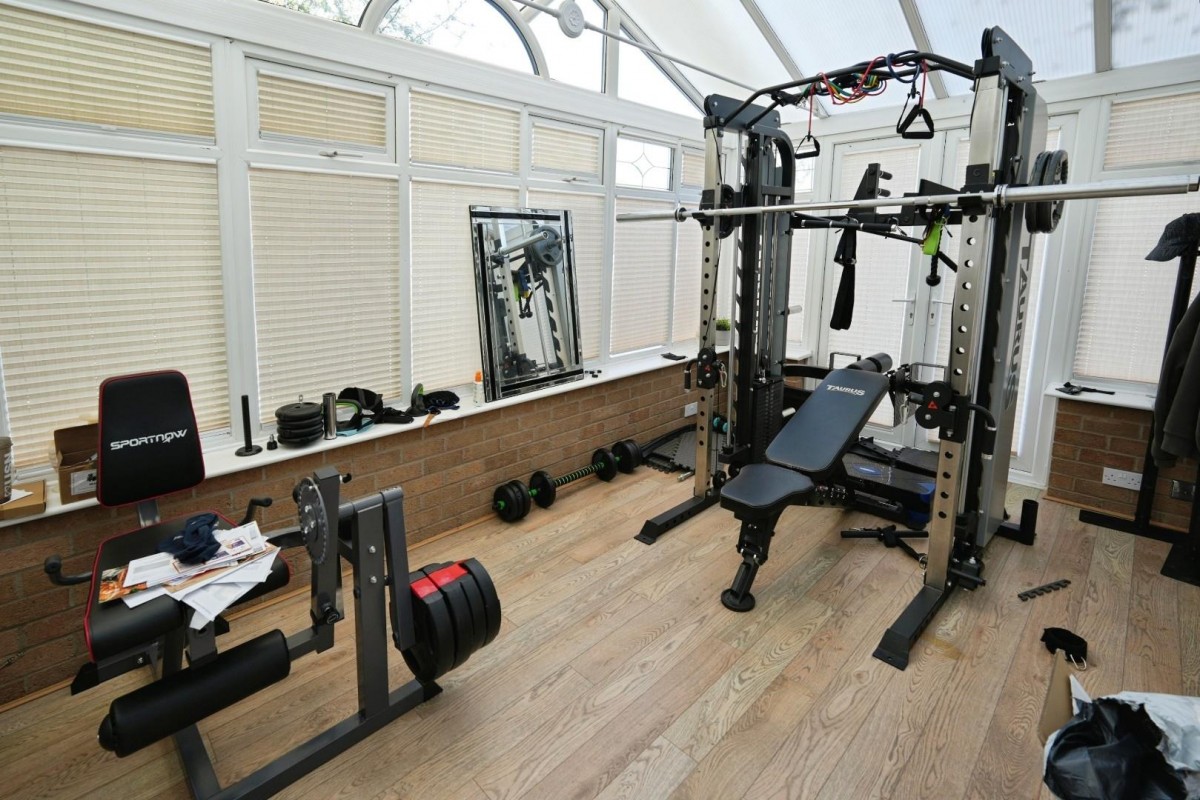 Tarvin Road, Cheadle