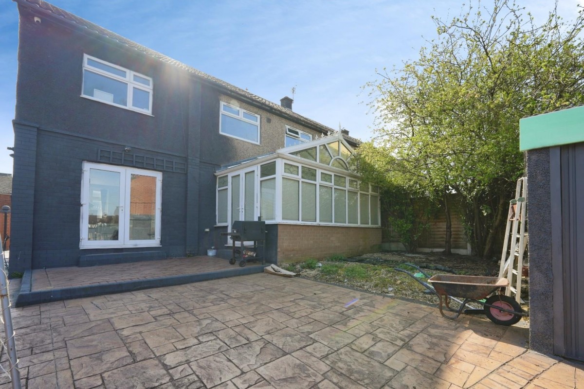 Tarvin Road, Cheadle