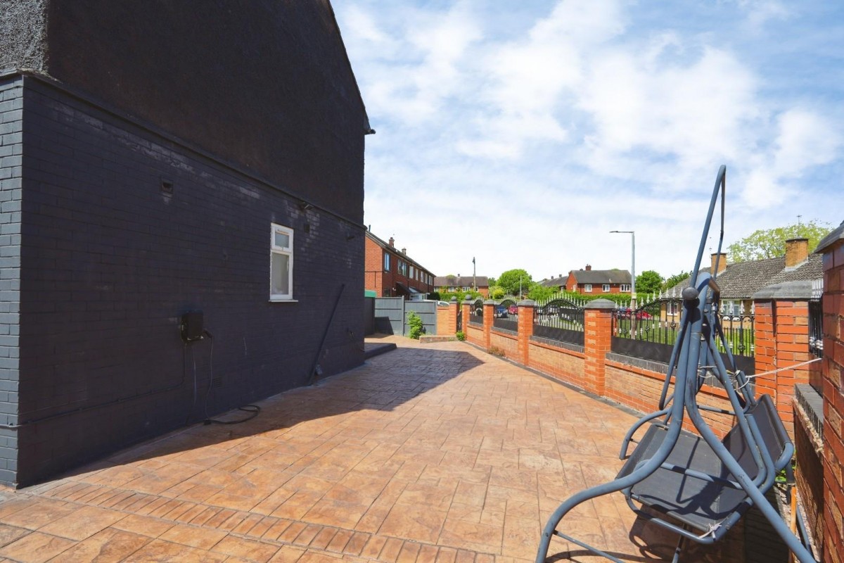 Tarvin Road, Cheadle