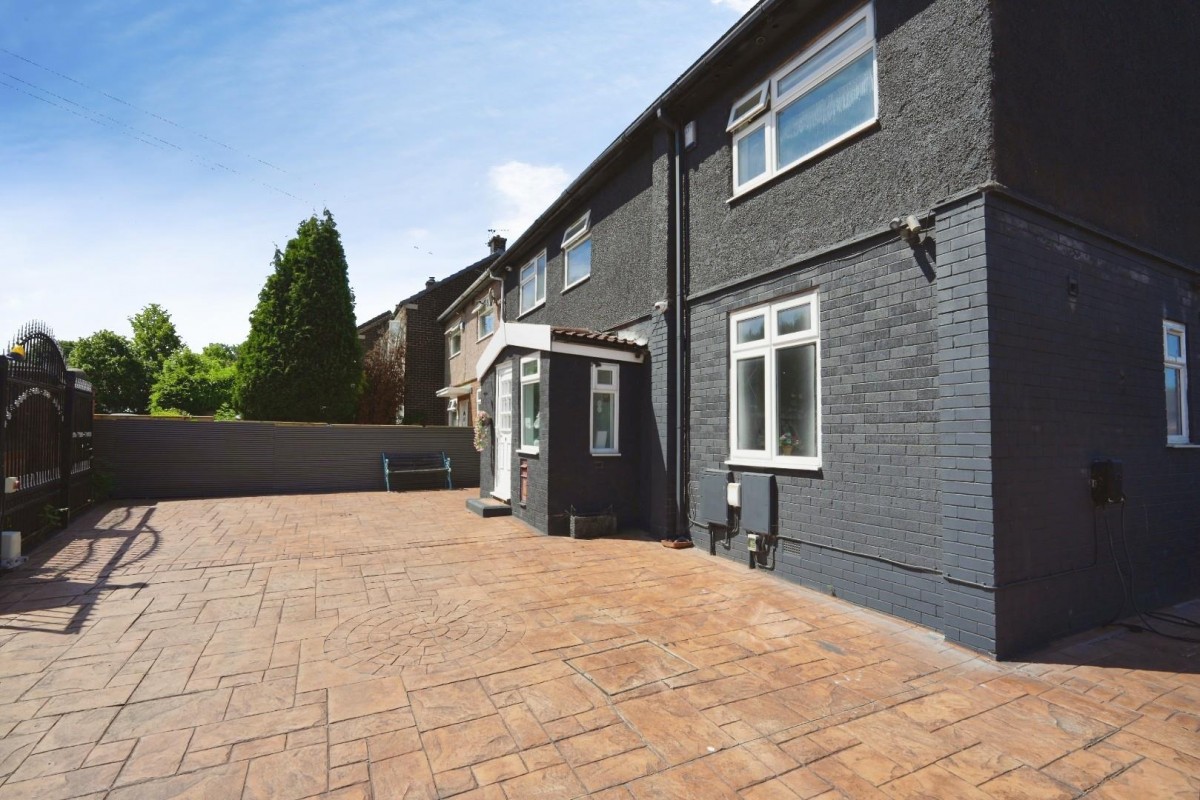 Tarvin Road, Cheadle