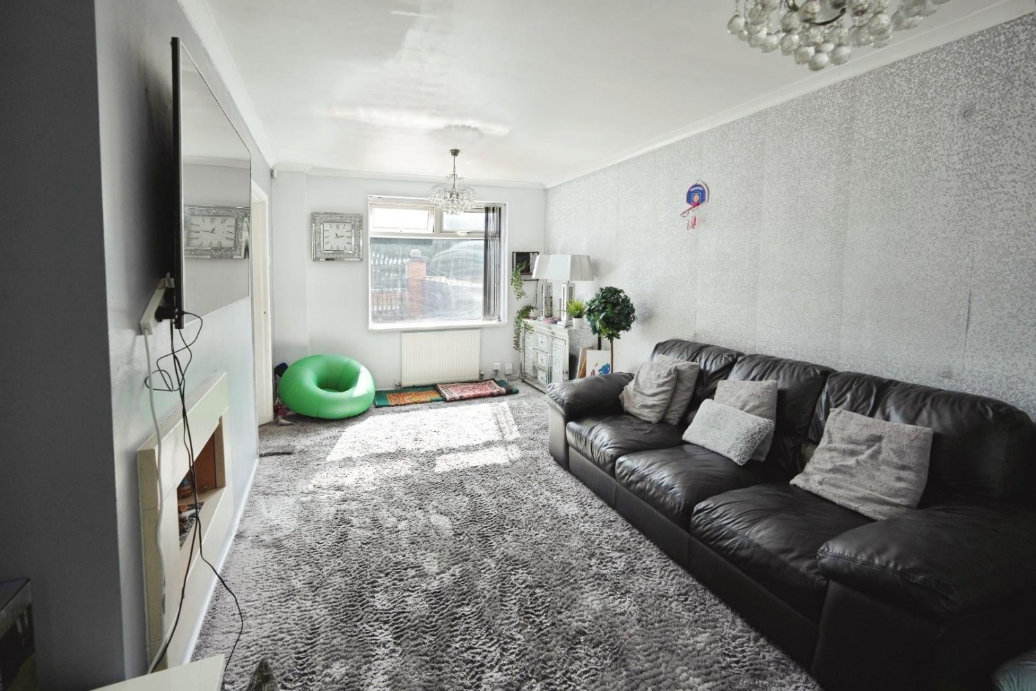 Tarvin Road, Cheadle