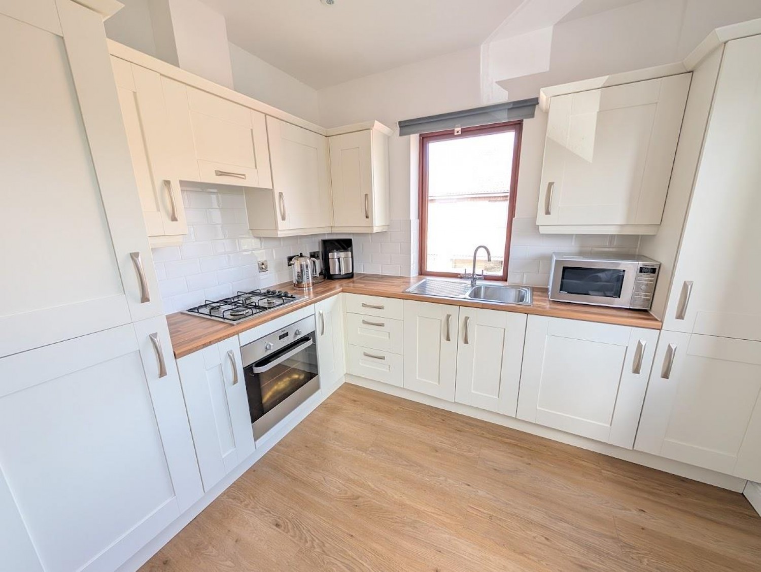 Unit 8, Midland Way, Thornbury