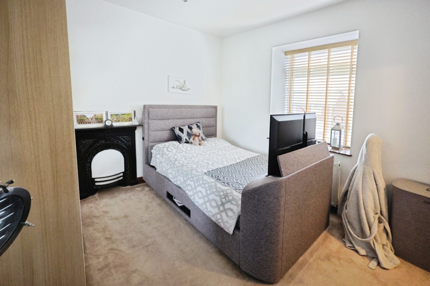 West Terrace, Billy Row, Crook