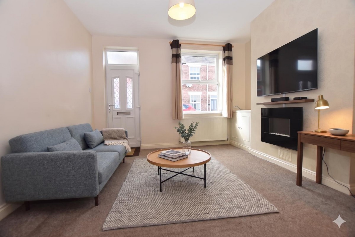 New Hall Road, Brampton, Chesterfield, S40 1HE