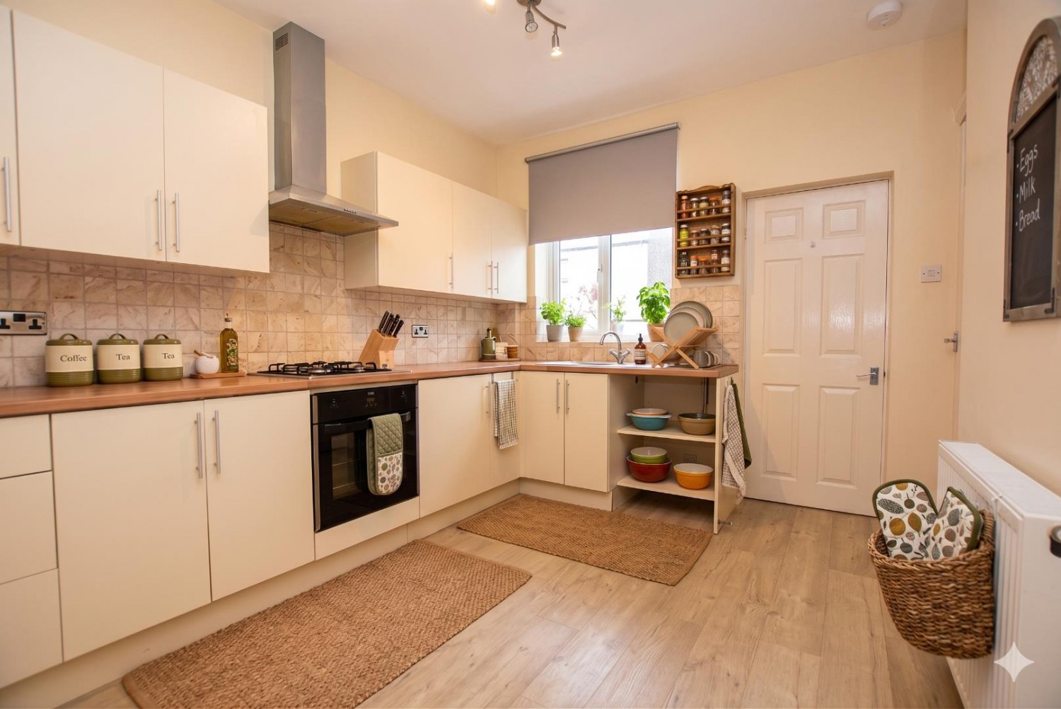 New Hall Road, Brampton, Chesterfield, S40 1HE