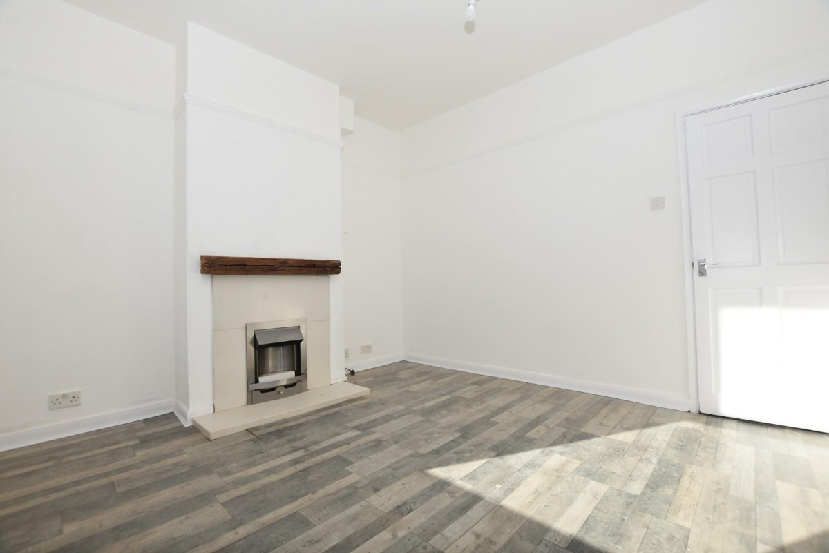 Whittington Hill, Old Whittington, Chesterfield, S41 9HA