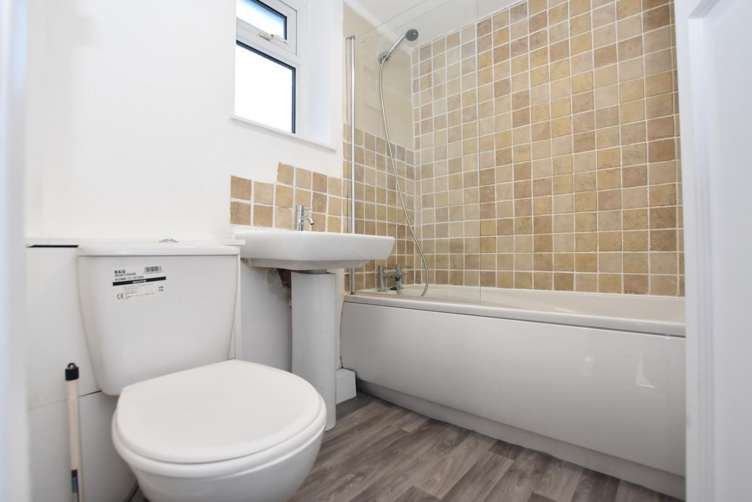 Whittington Hill, Old Whittington, Chesterfield, S41 9HA