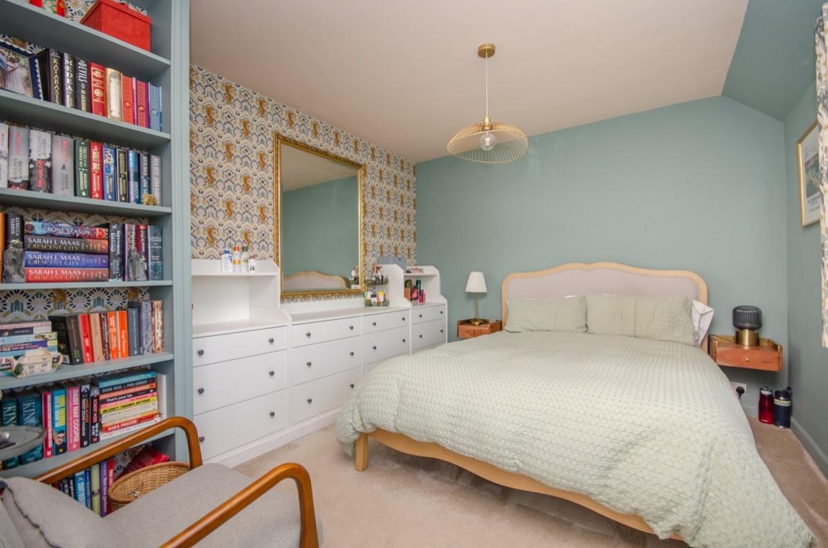 Almond Way, Downend, Bristol, BS16 5QL
