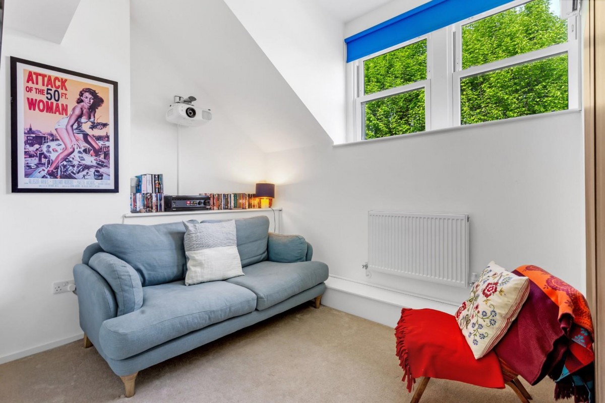 Adolphus Road, London, N4