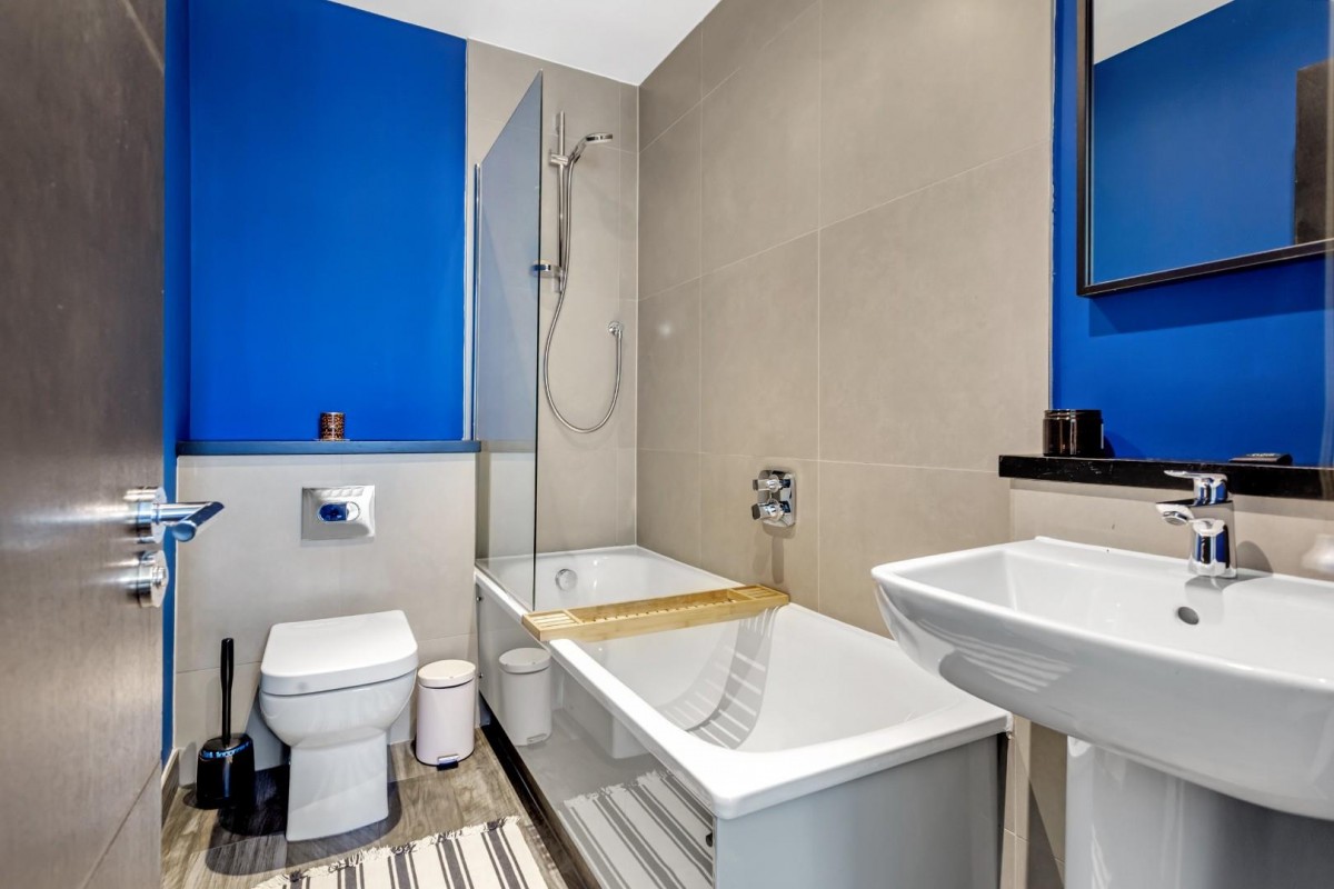 Adolphus Road, London, N4