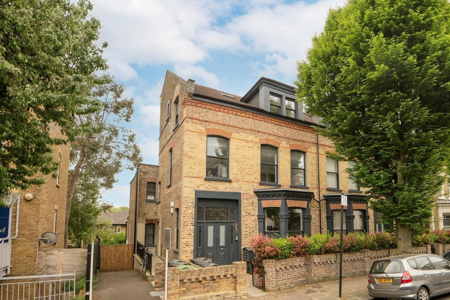 Adolphus Road, London, N4