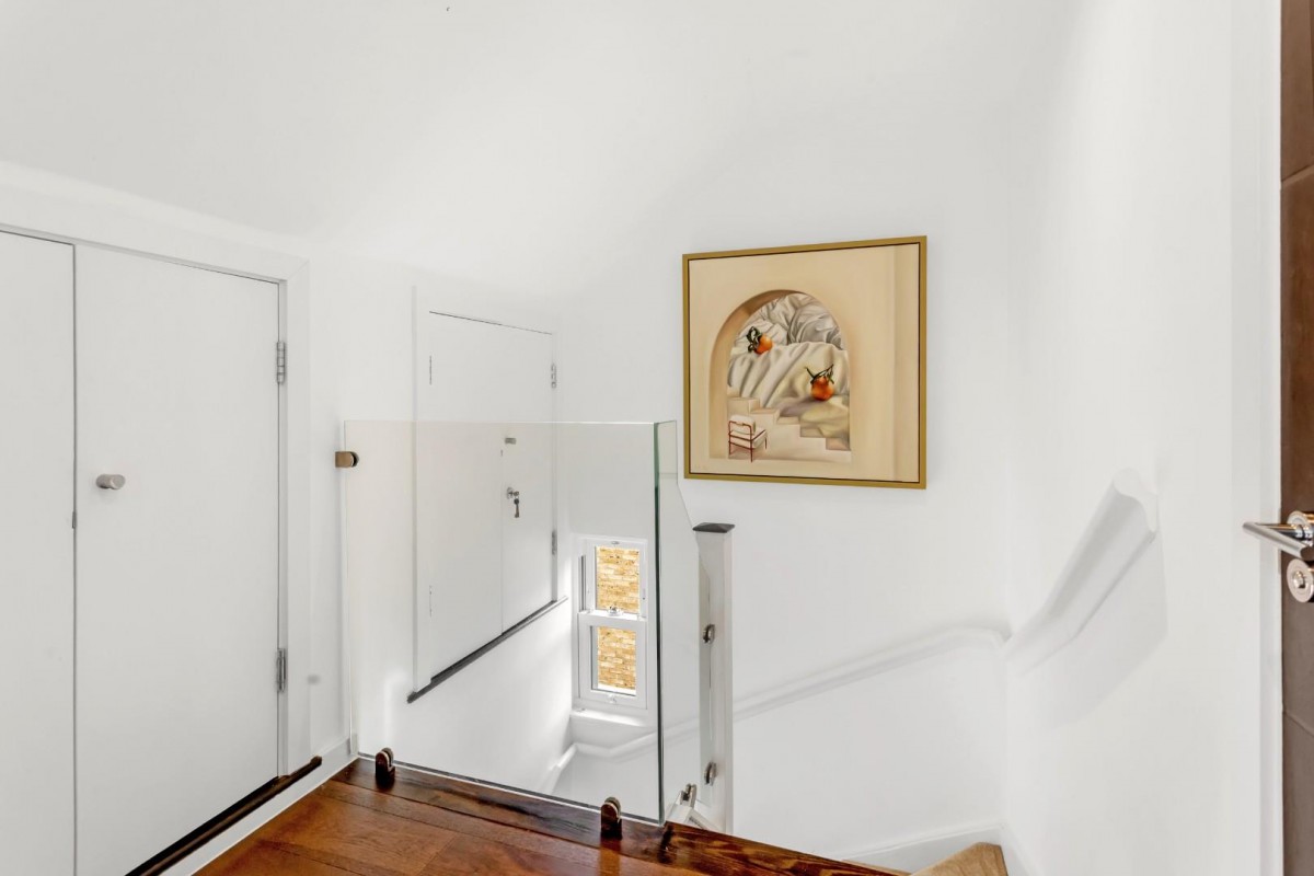 Adolphus Road, London, N4