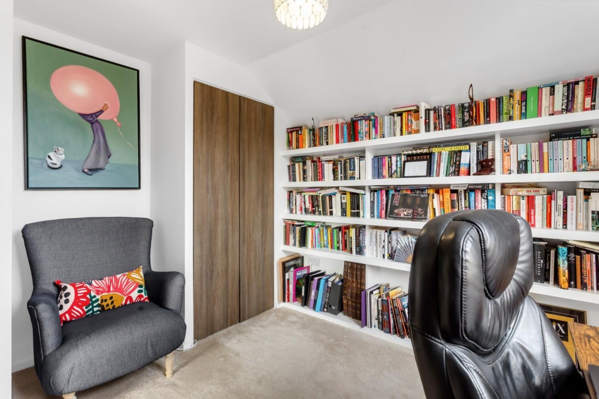 Adolphus Road, London, N4