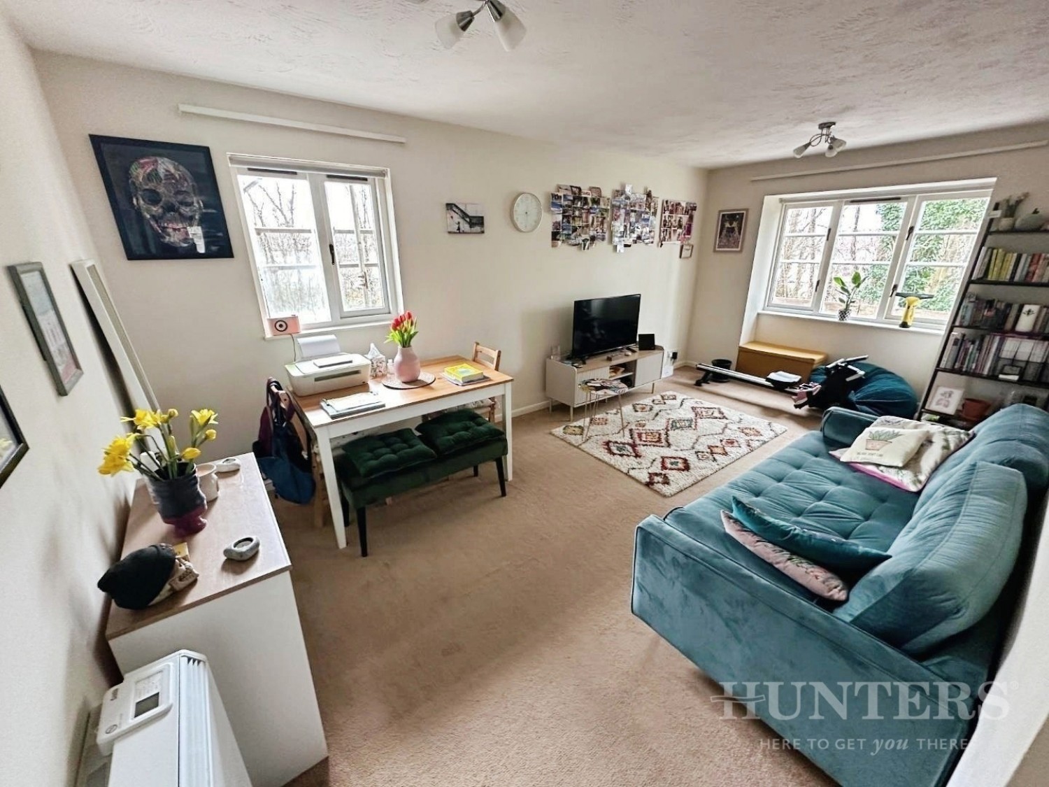 Rossignol Gardens, Carshalton, SM5 2ED