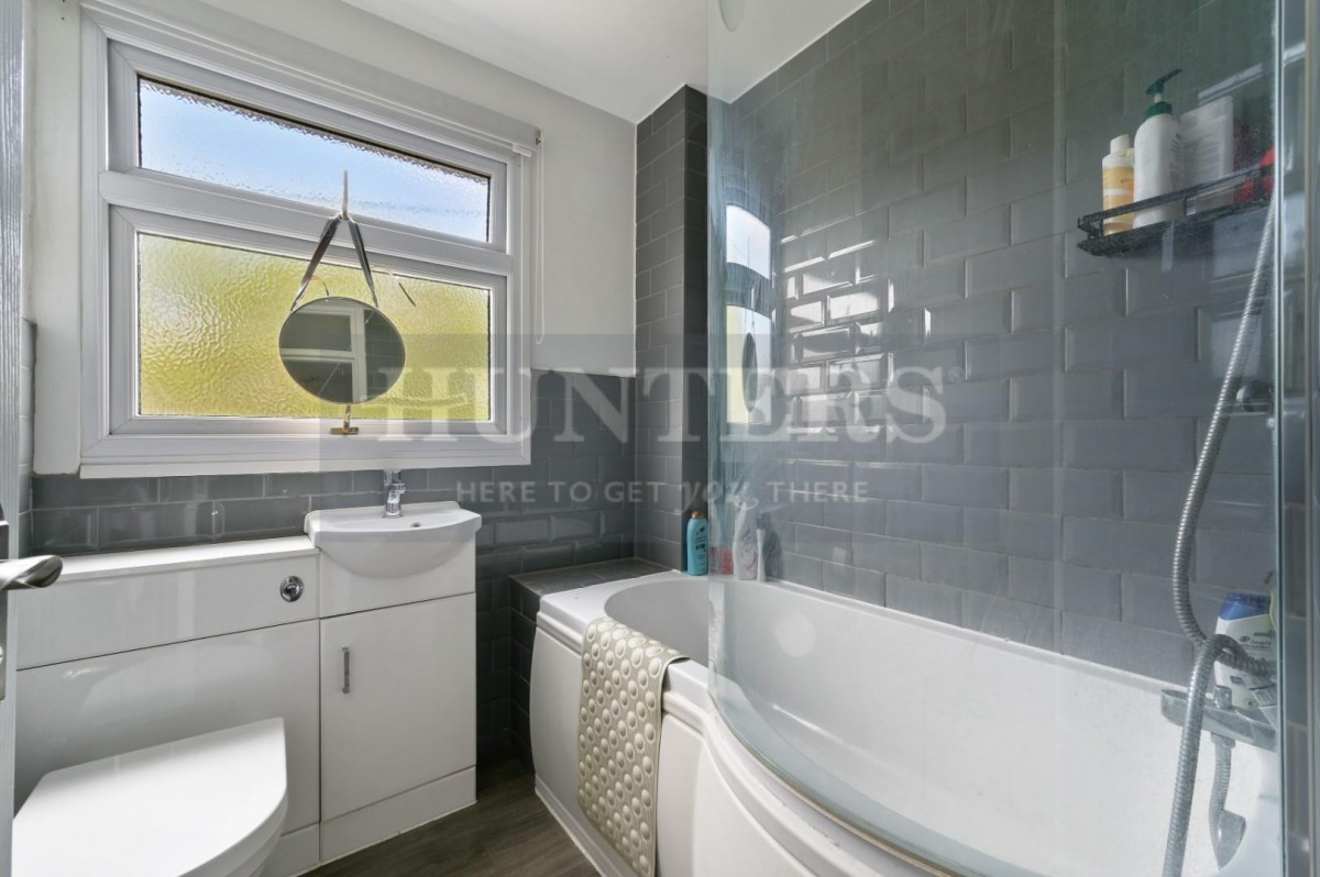 Manor Vale, Brentford