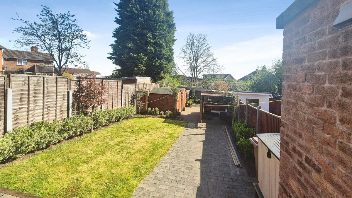 Birch Avenue, Burntwood