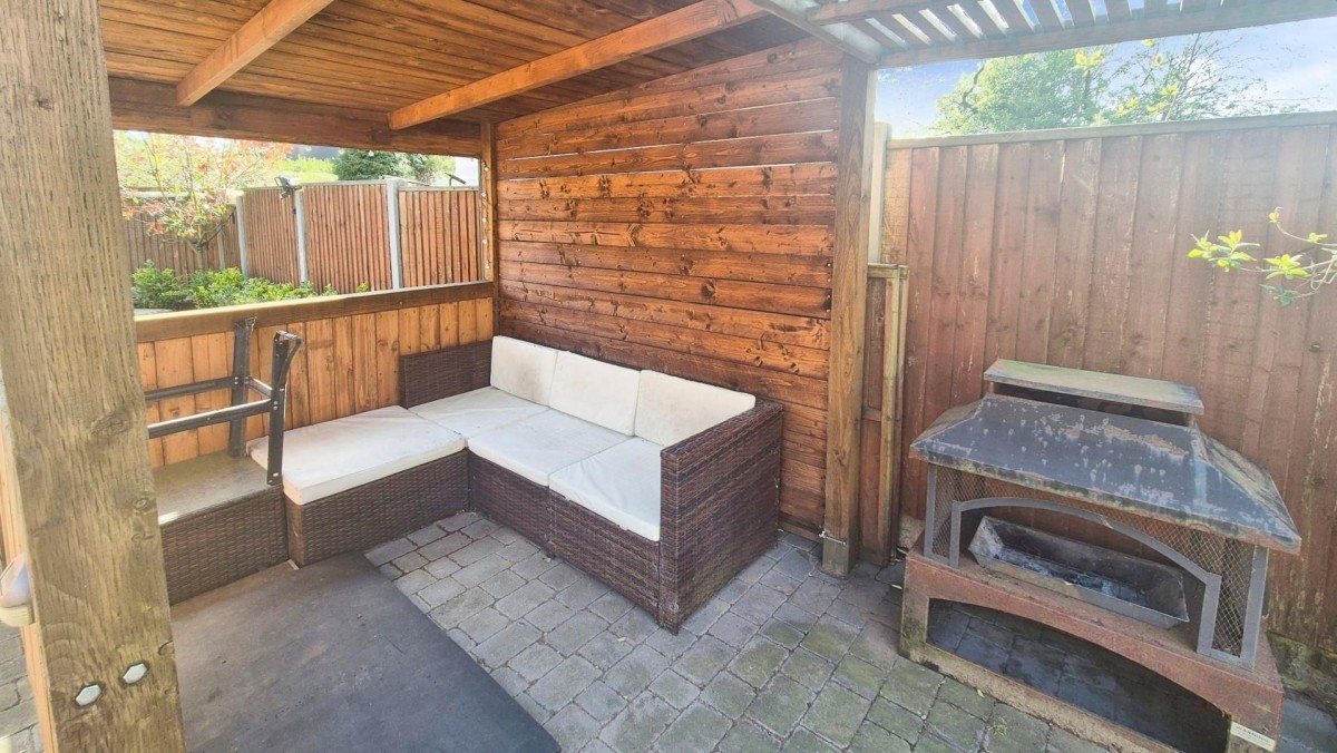 Birch Avenue, Burntwood