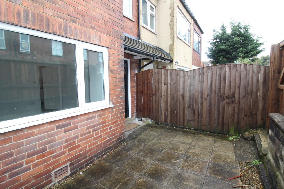 Thornton Avenue, Armley, Leeds, LS12 3JD