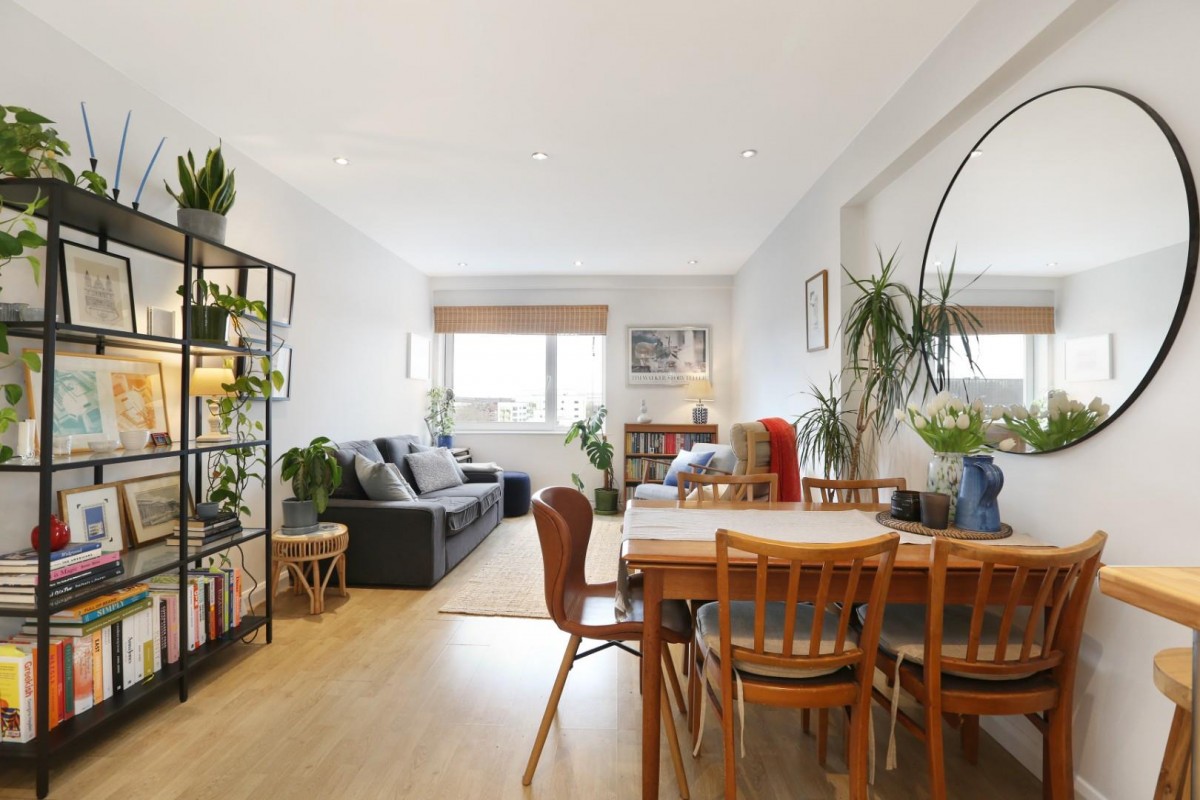 Coldharbour Lane, London, SE5