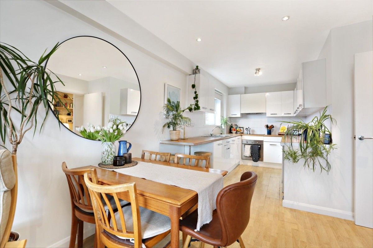 Coldharbour Lane, London, SE5