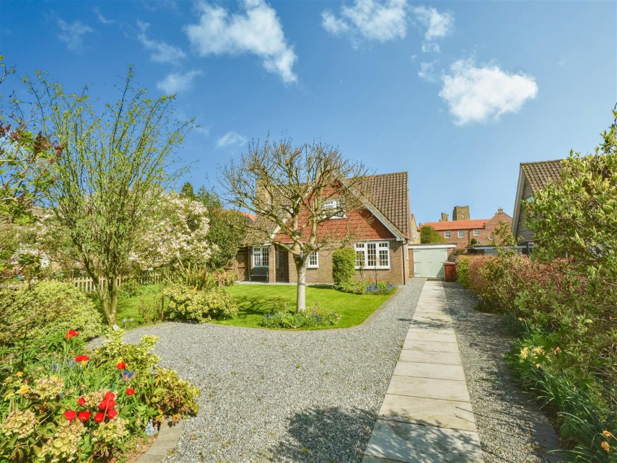 Castleside, Sheriff Hutton, York