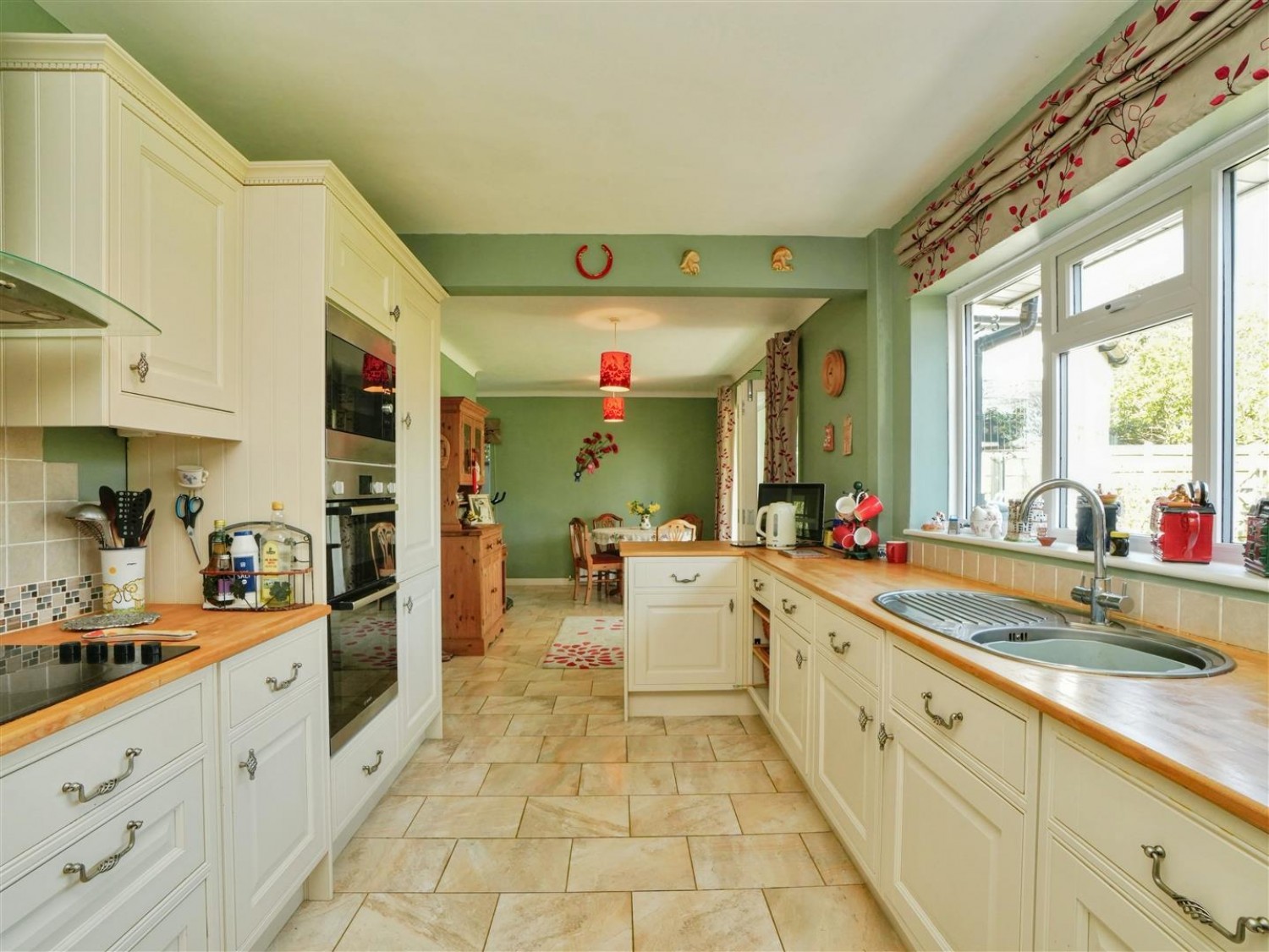 Castleside, Sheriff Hutton, York