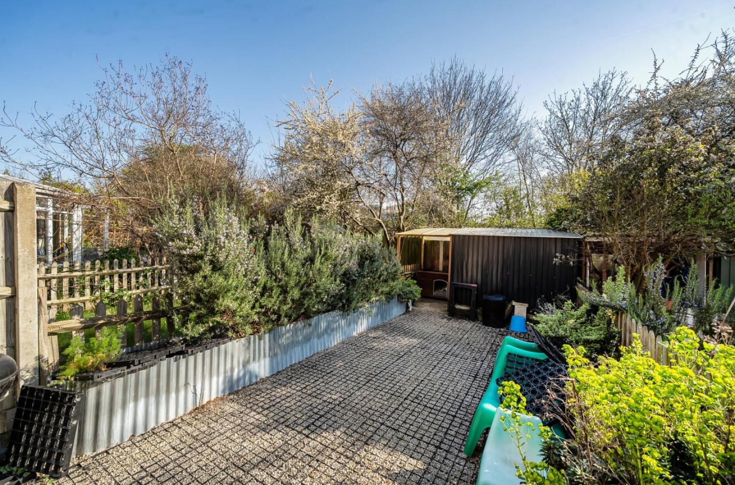 Silver Birch Close, London, SE6 4RS